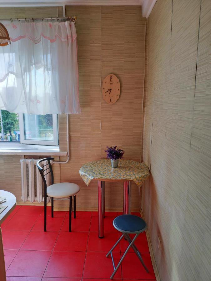 Cozy One Bedroom Apartment Kiev Bagian luar foto