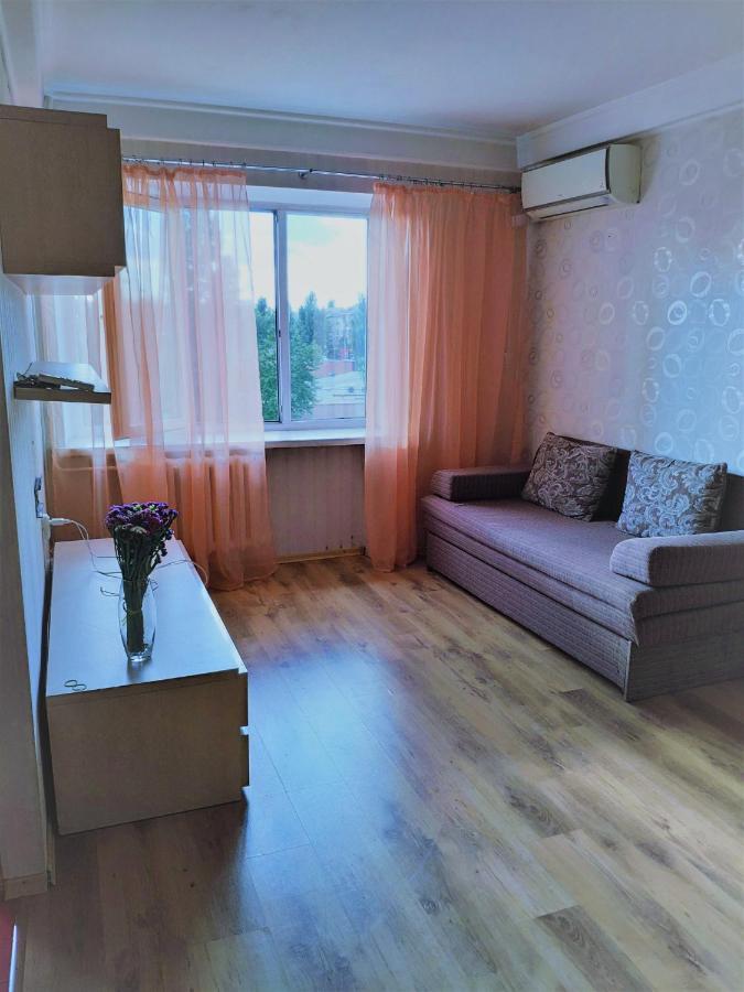 Cozy One Bedroom Apartment Kiev Bagian luar foto